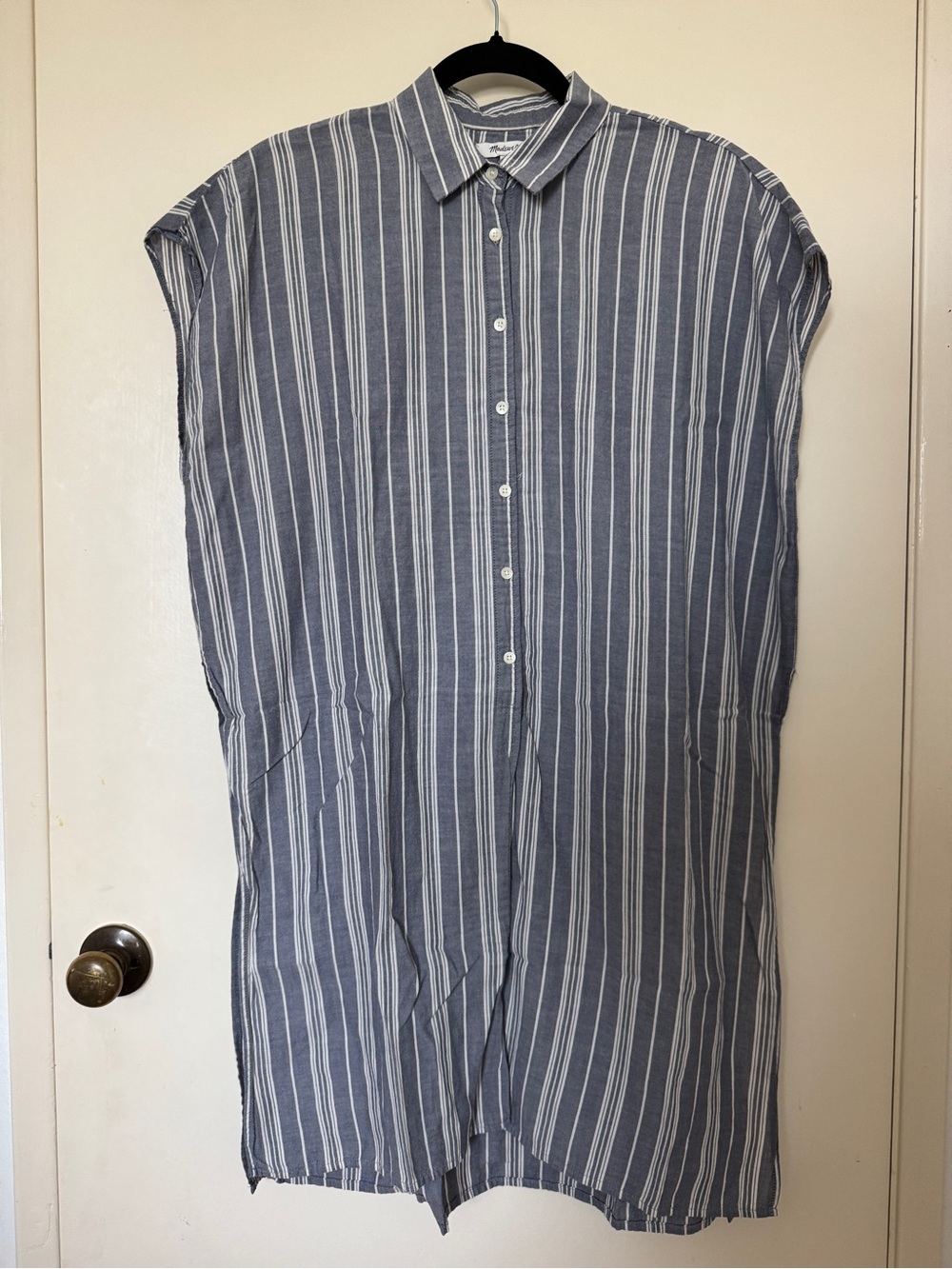 Madewell women’s Striped Blue Button-down Short-Sleeve tunic size M